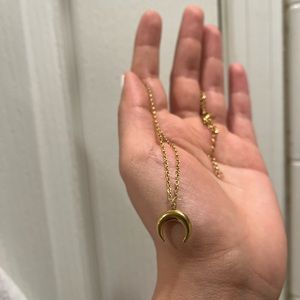 Gold plated stainless steel pendant necklace